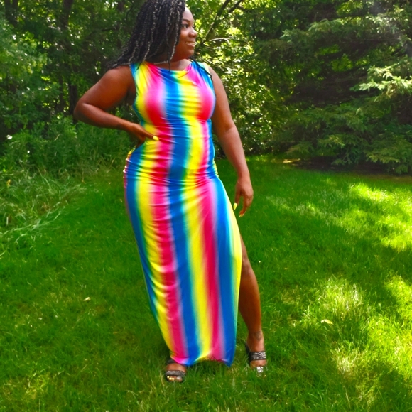 Striped Maxi Dress - Picture 3 of 3